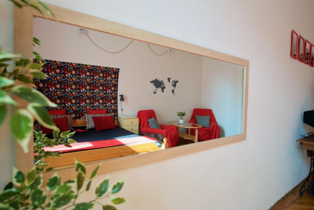 Budget By Hi5 - Uelloi 36 Appartement
